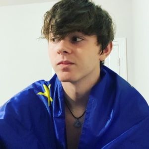 Meet your Posher, Garrett